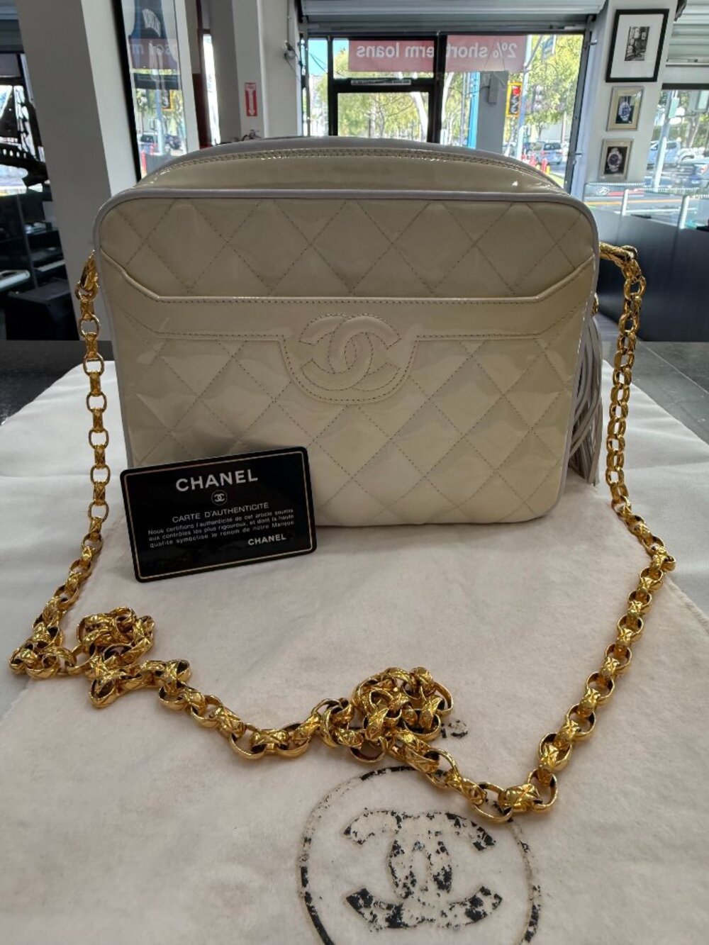 Vintage Quilted Leather Chanel Bag(1989-1991)